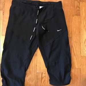 Nike Dri-fit capris, black,